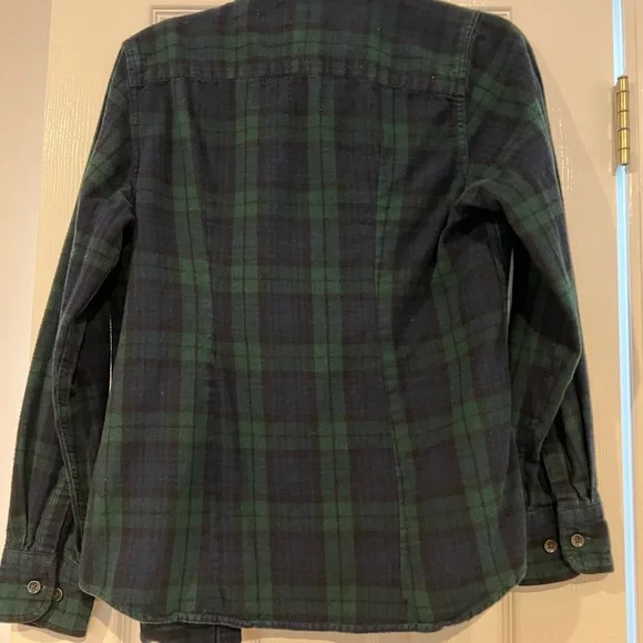 LL BEAN slightly fitted flannel sm petite scotch plaid - Picture 2 of 3